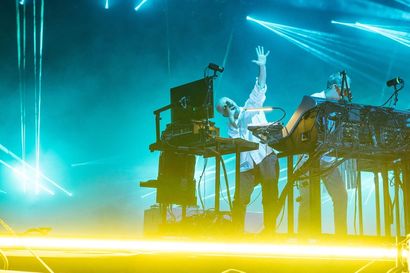 DJ performing on main stage at Wilderness festival